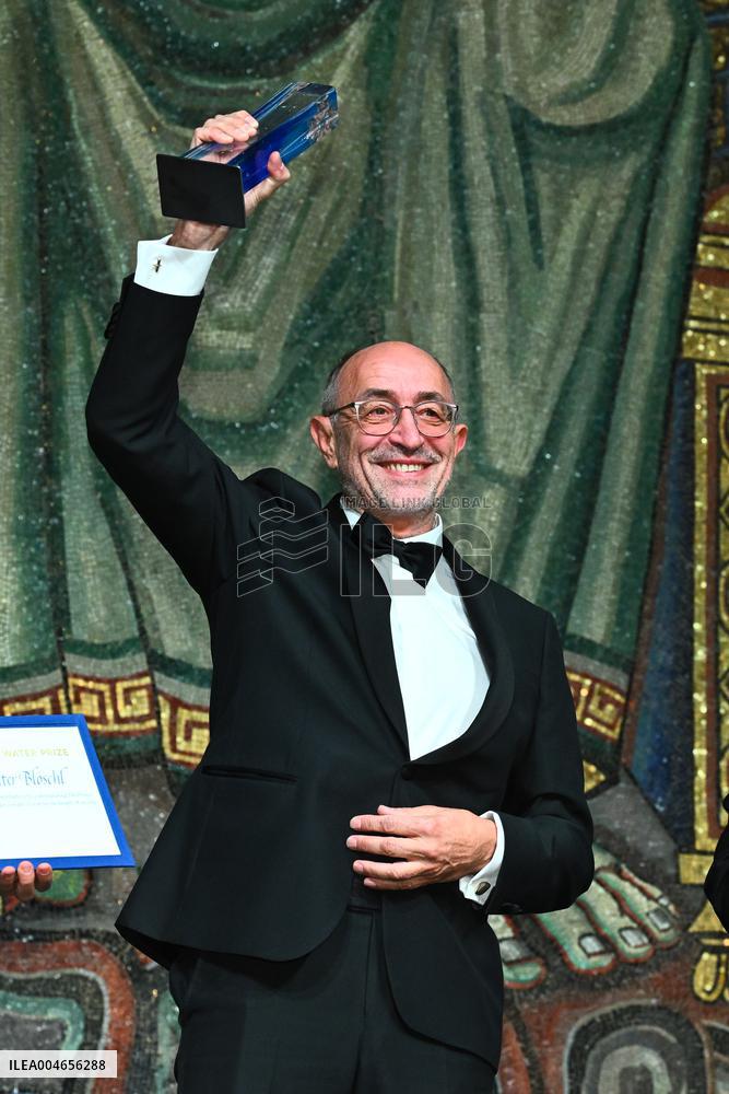 THE ROYAL COUPLE ATTENDS THE STOCKHOLM WATER PRIZE