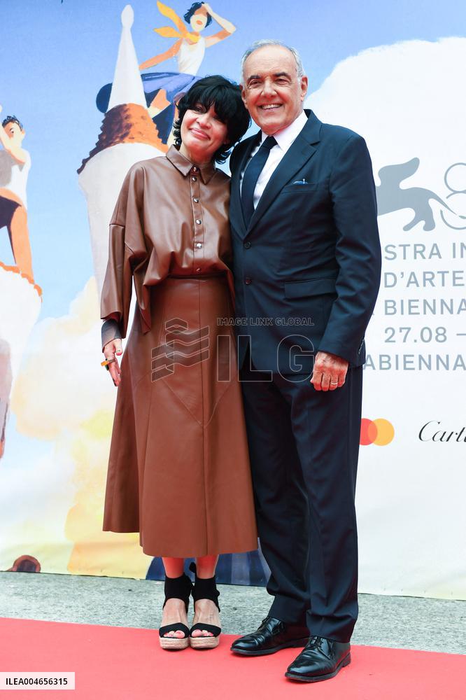 Venice Mother Premiere AM