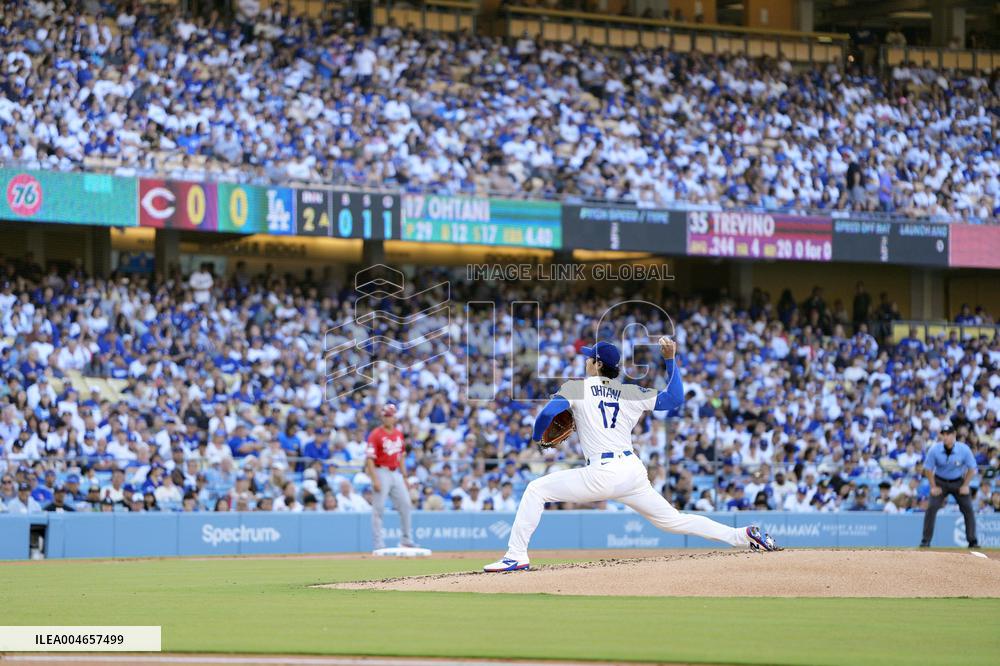 Baseball: Reds vs. Dodgers