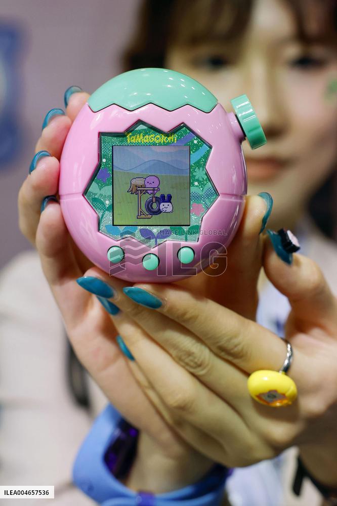 International toy show in Tokyo