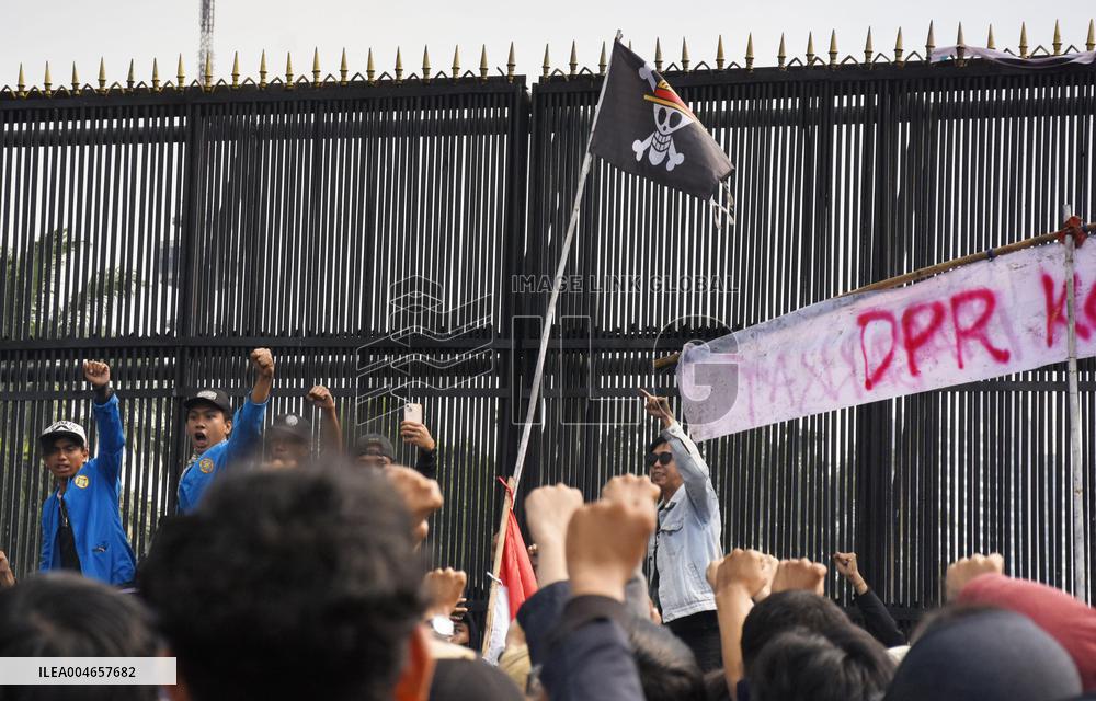 Protest against parliament members in Indonesia