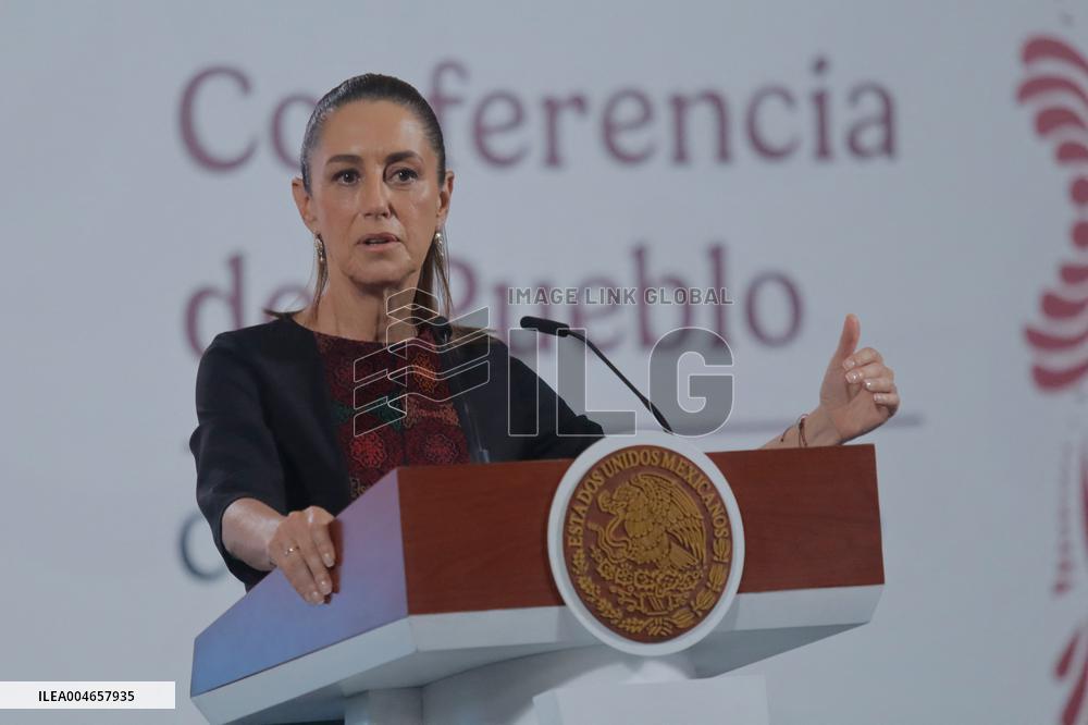 Mexican President Claudia Sheinbaum Holds Briefing Conference - Mexico