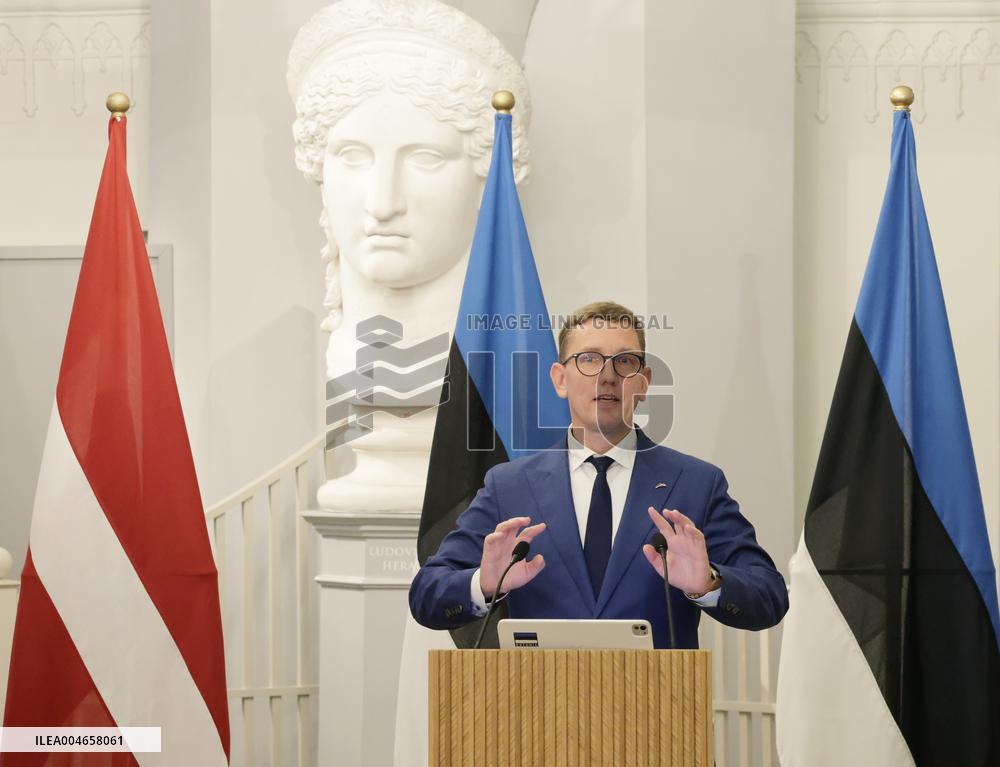 Estonian and Latvian governments joint session