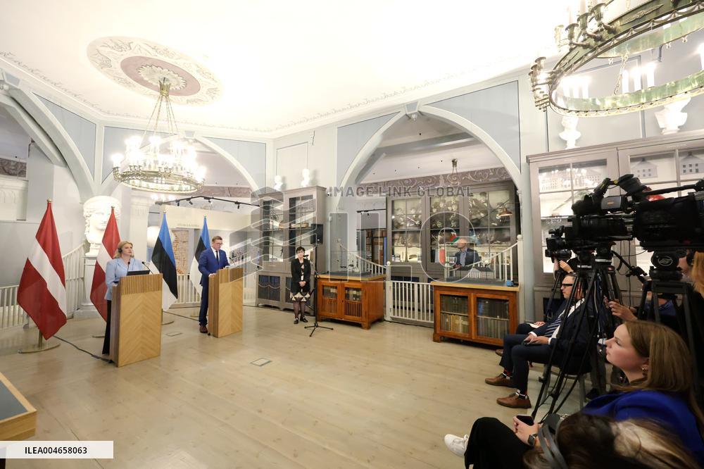 Estonian and Latvian governments joint session
