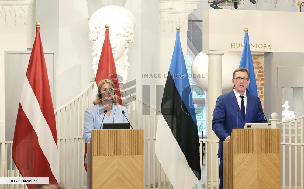 Estonian and Latvian governments joint session