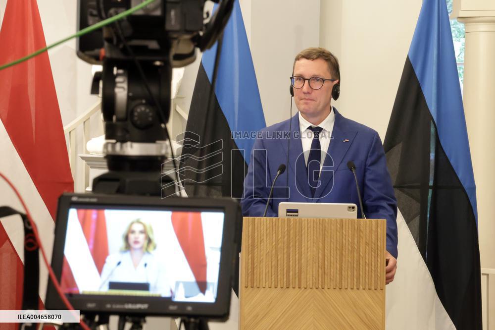 Estonian and Latvian governments joint session