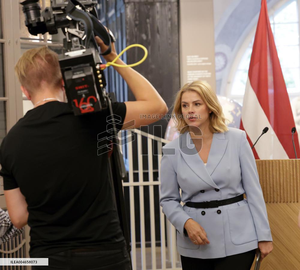 Estonian and Latvian governments joint session