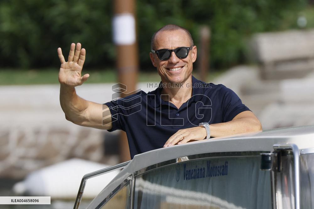 VENICE - Arrival Stefano Accorsi MP