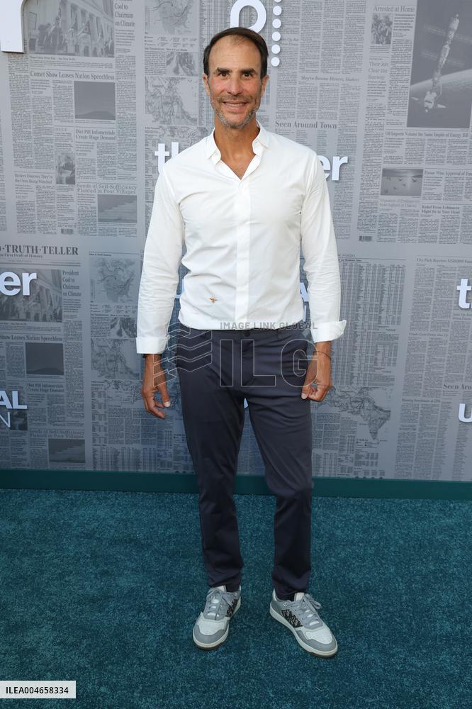 Universal Television's The Paper Series Premiere - LA
