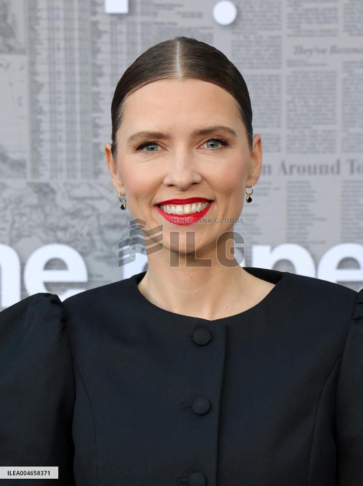 Universal Television's The Paper Series Premiere - LA