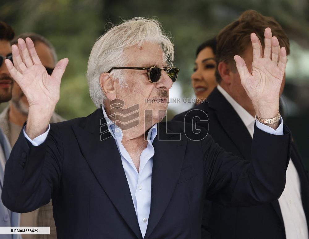 VENICE - Arrival Giancarlo Giannini MP