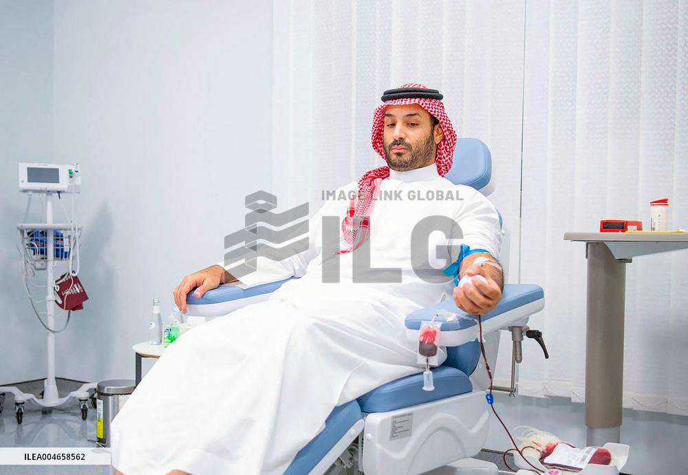 Saudi Crown Prince Donates Blood to Support Blood Campaign - Riyadh