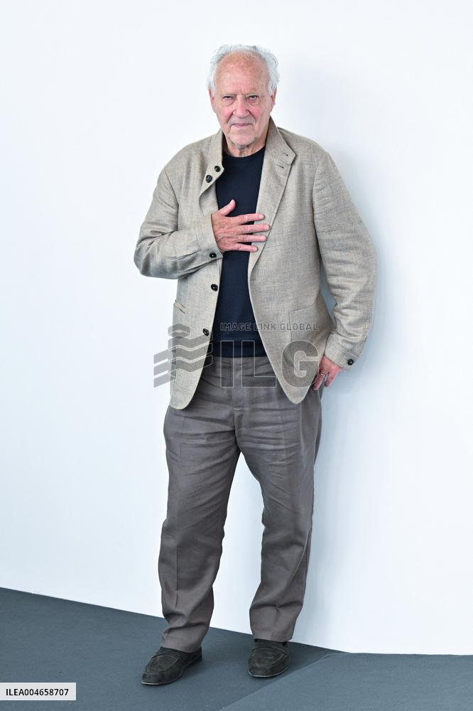 Venice Ghost Elephants Photocall AM