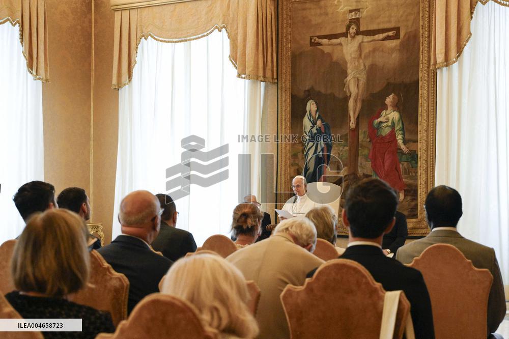 Pope Leo XIV Meets French Politicians From Val De Marne - Vatican