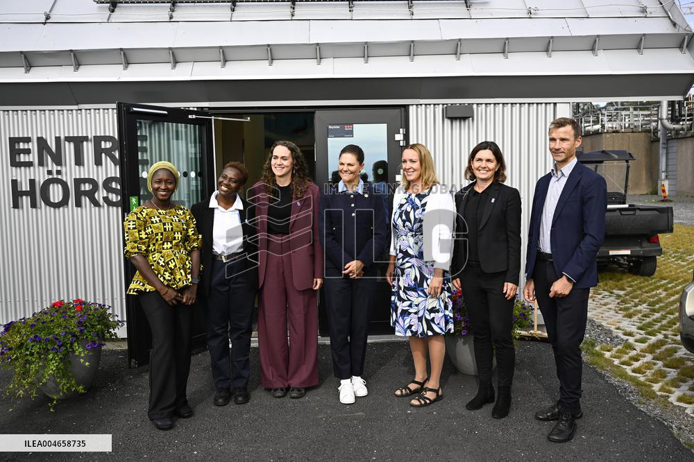 CROWN PRINCESS WORLD WATER WEEK