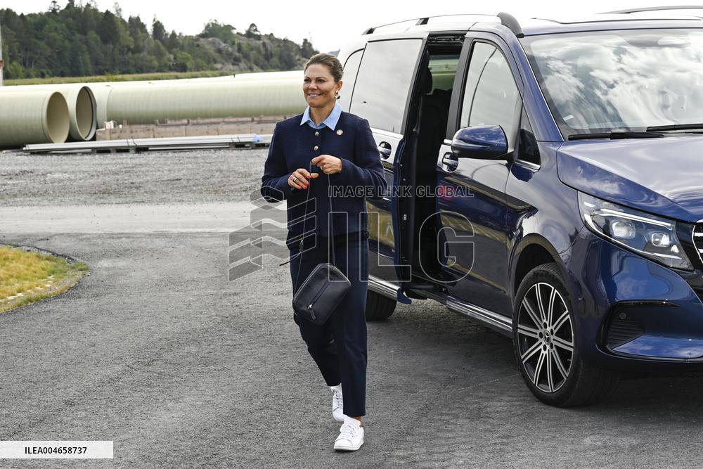 CROWN PRINCESS WORLD WATER WEEK