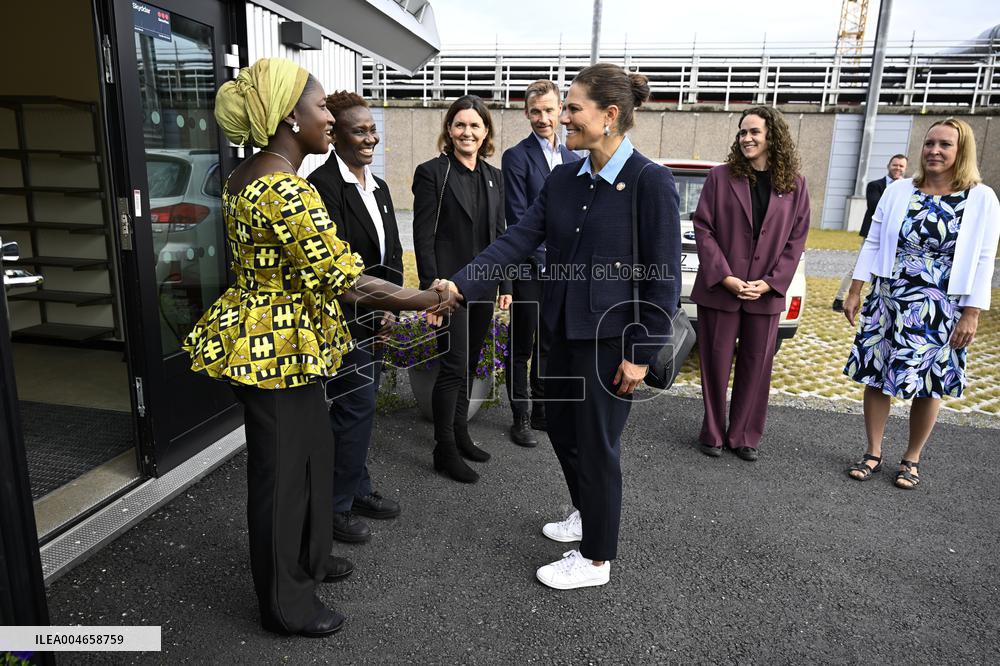 CROWN PRINCESS WORLD WATER WEEK