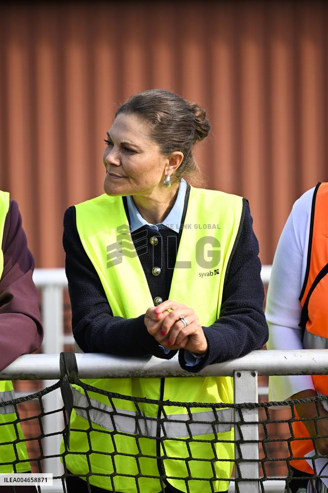 CROWN PRINCESS WORLD WATER WEEK