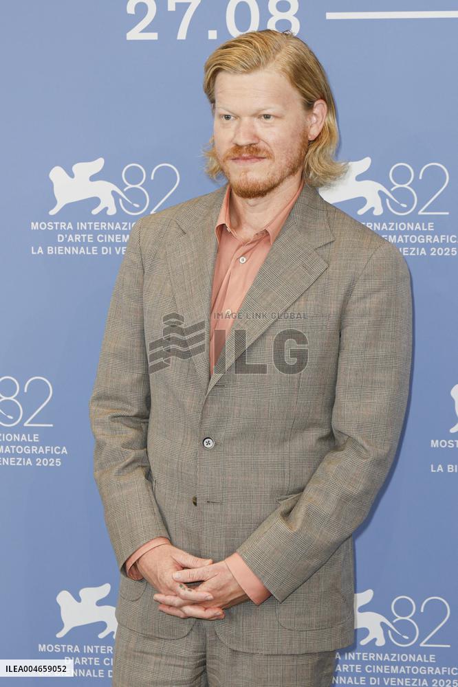 VENICE - Photocall film BUGONIA MP