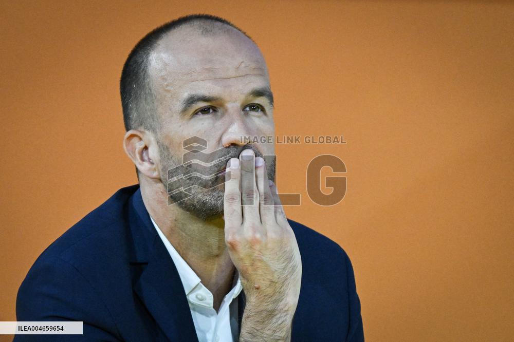 Debate at the REF 2025 in Paris FA