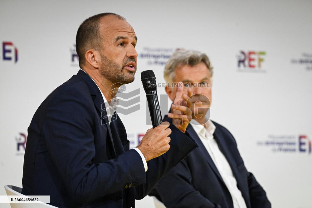 Debate at the REF 2025 in Paris FA