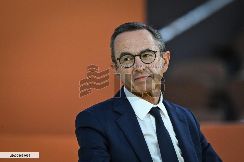 Debate at the REF 2025 in Paris FA