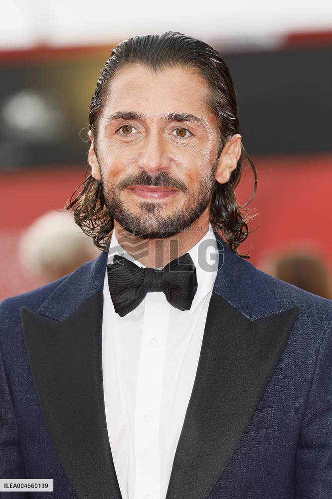 VENICE - Red carpet film BUGONIA MP