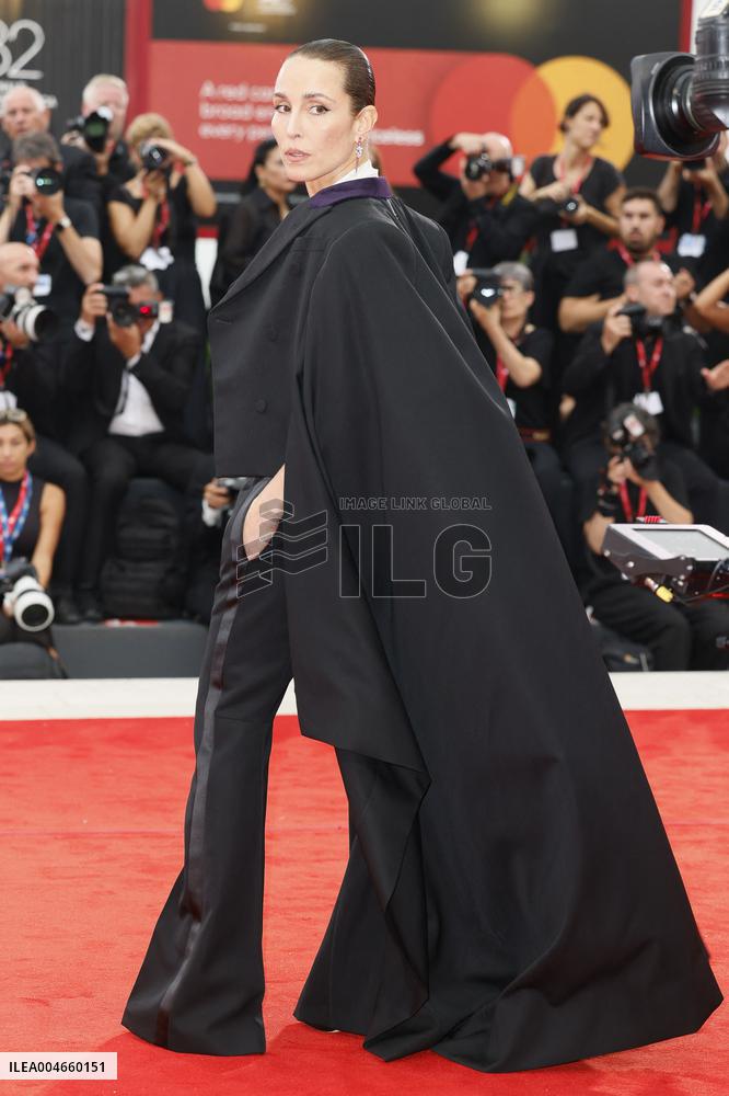 VENICE - Red carpet film BUGONIA MP