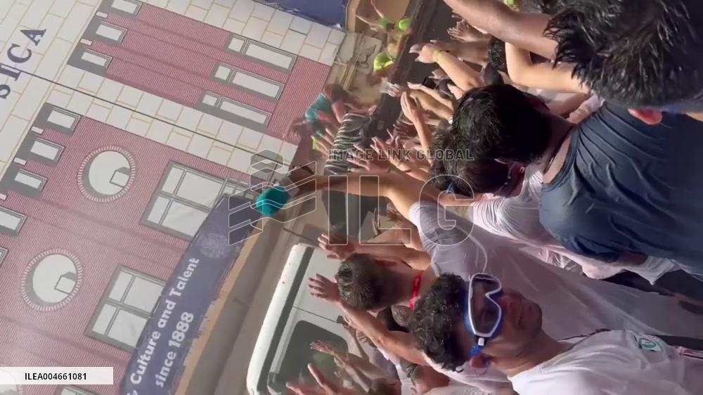 Spain: La Tomatina Marks 80th Anniversary With Massive Tomato Fight in Valencia 2