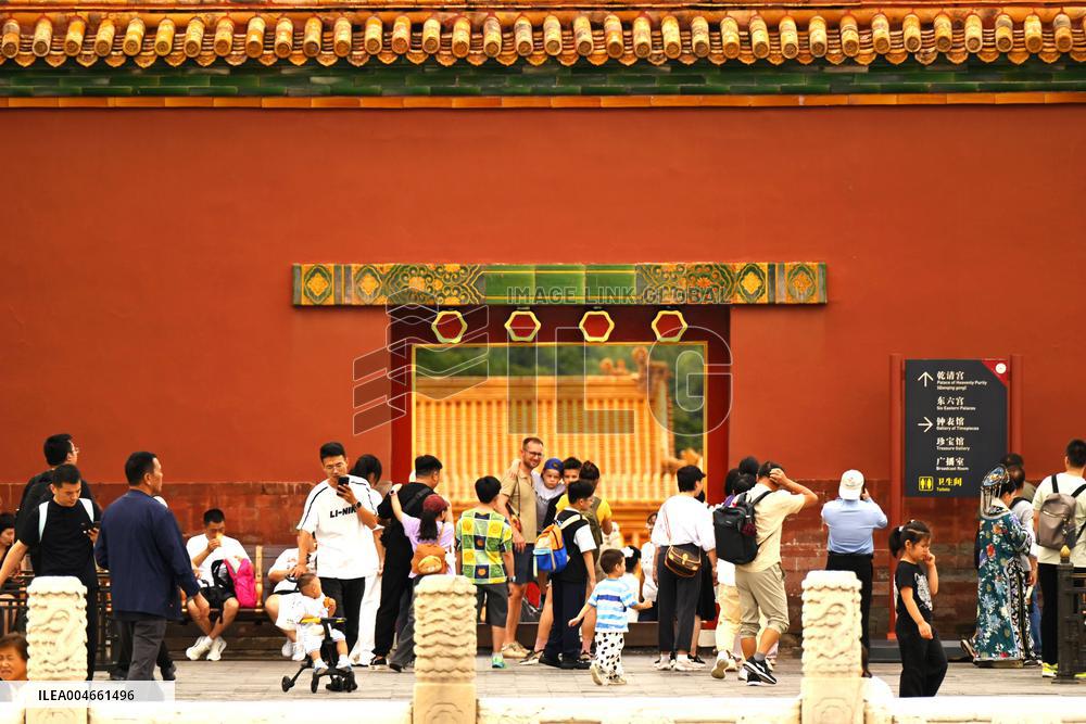 The Forbidden City Tour in Beijing