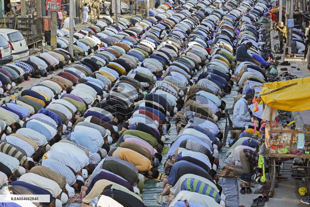 Rabi Ul Awal Prayers Held In Srinagar - India