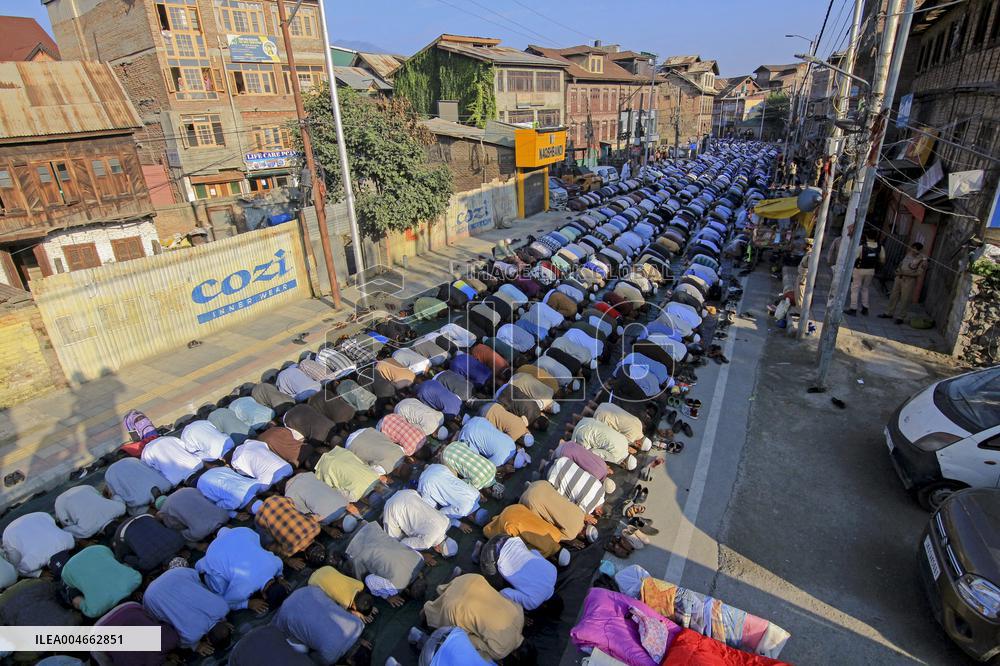 Rabi Ul Awal Prayers Held In Srinagar - India