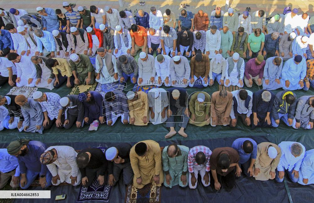 Rabi Ul Awal Prayers Held In Srinagar - India