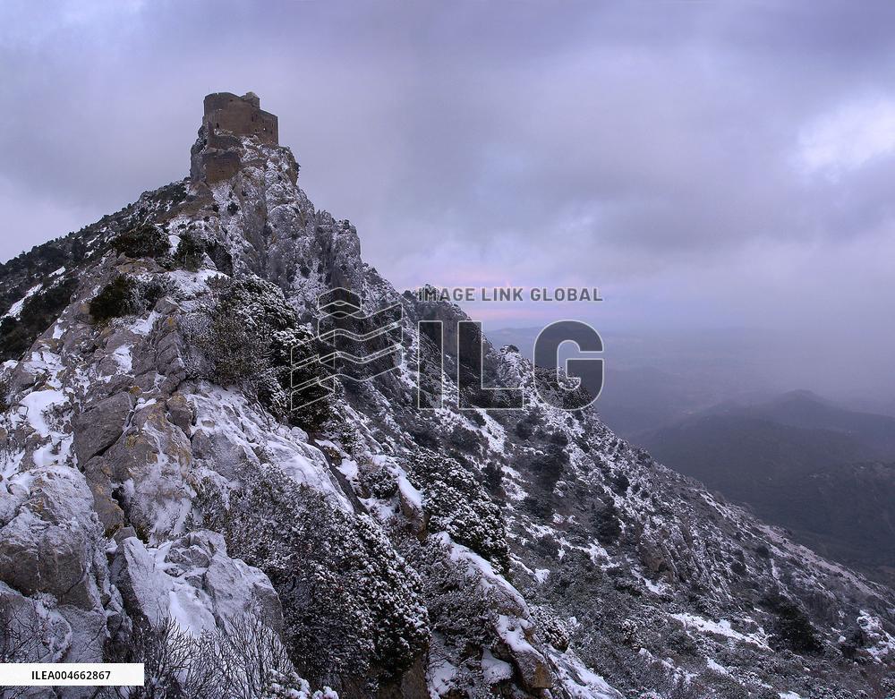 Illustration - Cathar Castles