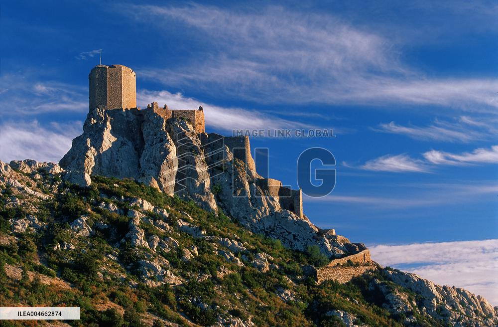 Illustration - Cathar Castles