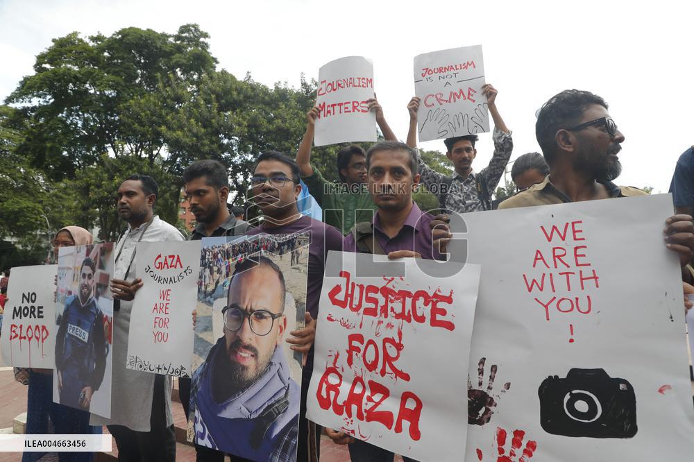 Journalists Protest Killings of Journalists in Gaza - Bangladesh
