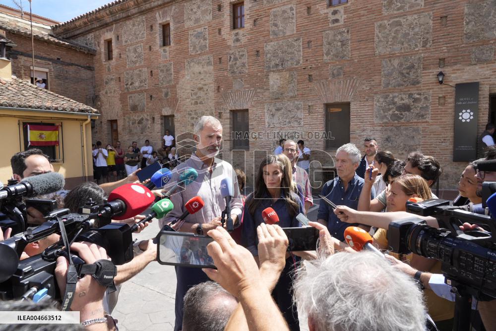 King and Queen Visit Fire-Damaged Villages - Spain