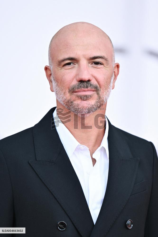 Venice A Pied d Oeuvre Premiere AM