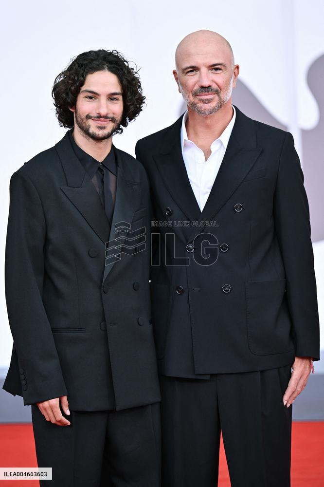 Venice A Pied d Oeuvre Premiere AM