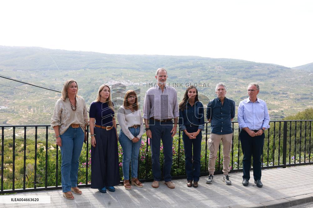 King and Queen Visit Fire-Damaged Villages - Spain