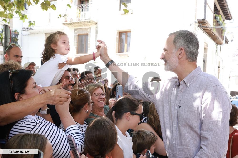 King and Queen Visit Fire-Damaged Villages - Spain