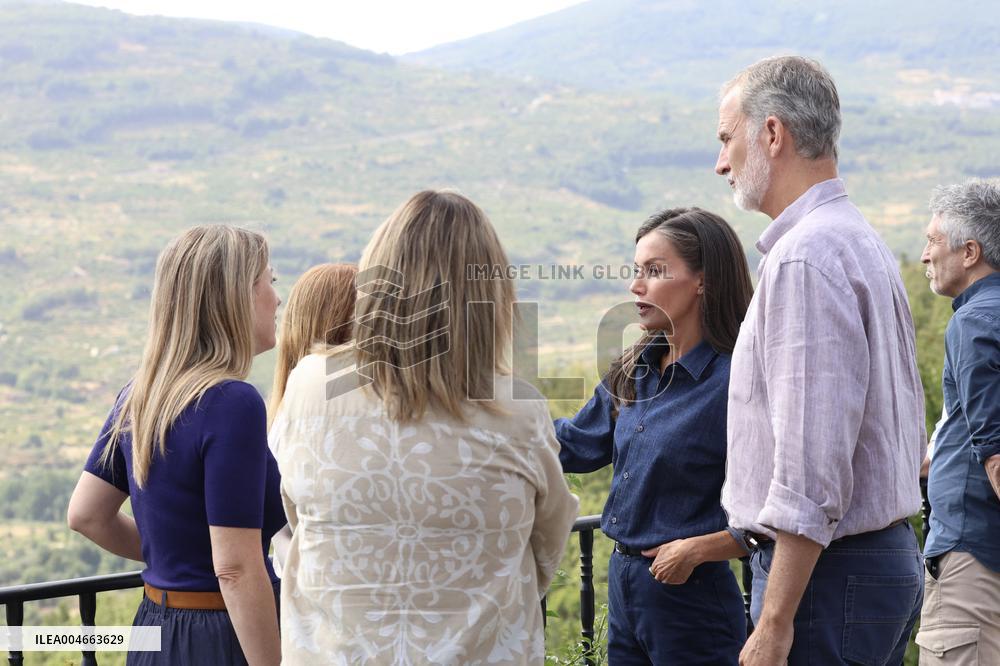 King and Queen Visit Fire-Damaged Villages - Spain