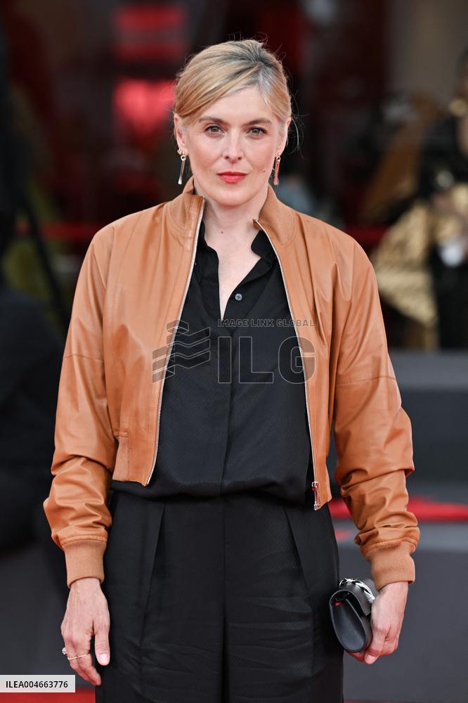 Venice A Pied d Oeuvre Premiere AM