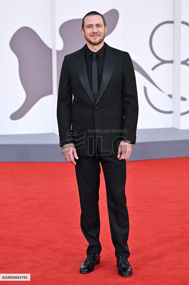 Venice A Pied d Oeuvre Premiere AM