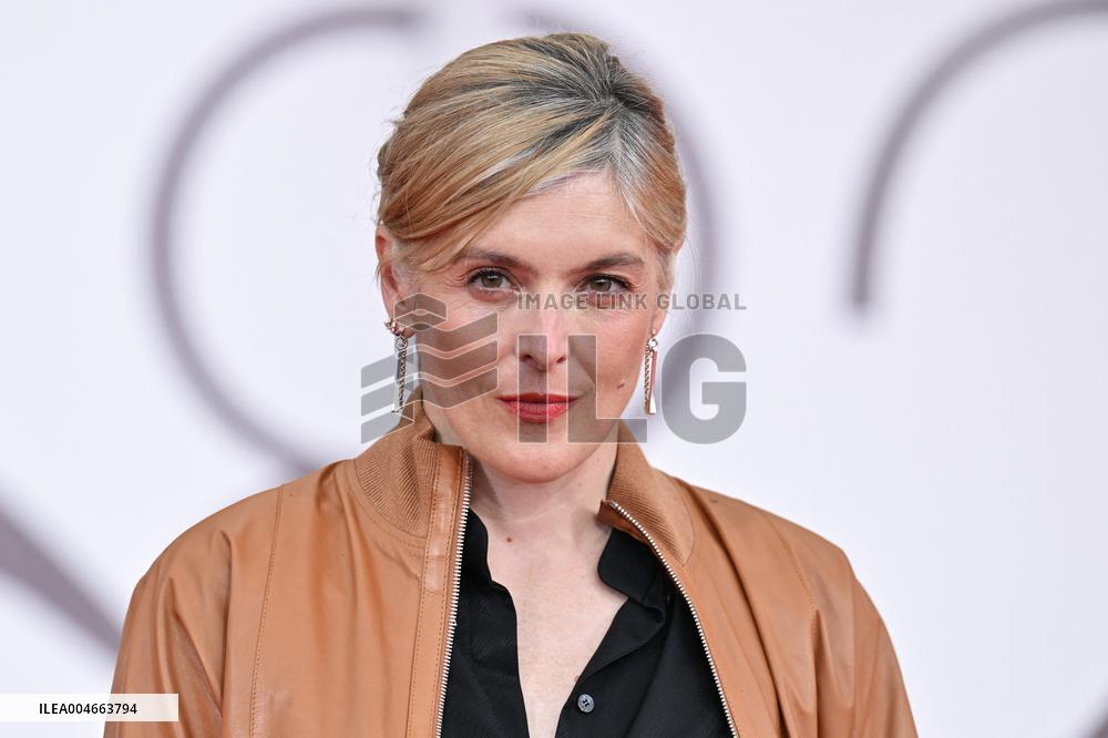 Venice A Pied d Oeuvre Premiere AM