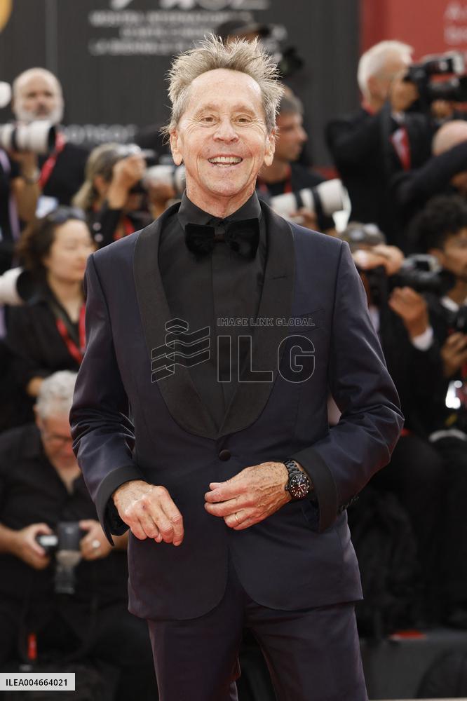 VENICE - Red carpet film AFTER THE HUNT MP