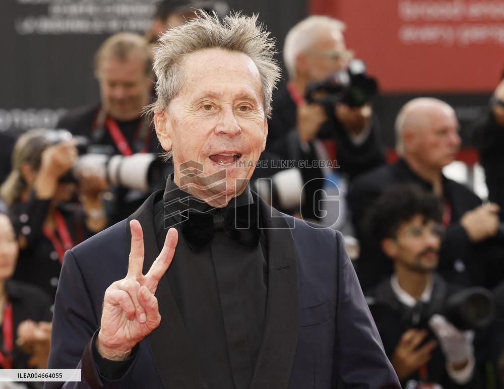 VENICE - Red carpet film AFTER THE HUNT MP