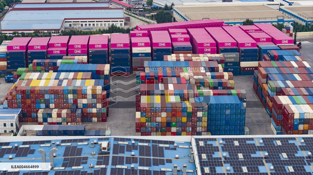 Qingdao Free Trade Zone Container Yard
?
