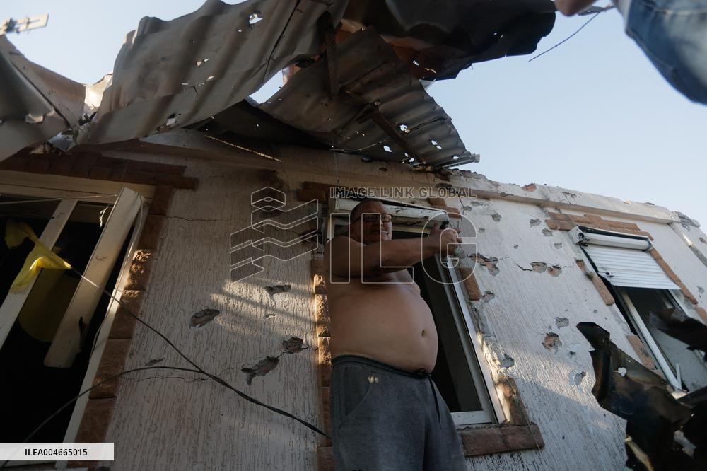 Russians Shelled Sloviansk at Night - Ukraine