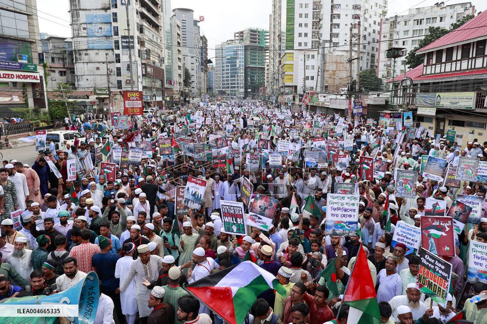 Thousands March to Protest Gaza War - Dhaka